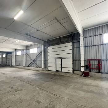 Сдается Нежилое помещение, 750 м²
