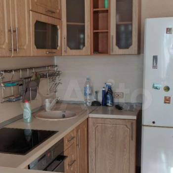 Сдается 1-комнатная квартира, 54 м²