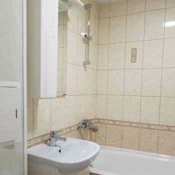 Продается 2-х комнатная квартира, 42 м²