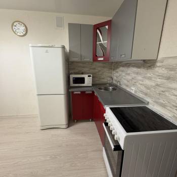Сдается 1-комнатная квартира, 41 м²