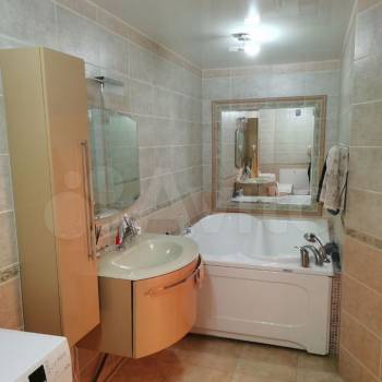 Продается 2-х комнатная квартира, 103,7 м²