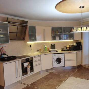 Продается 2-х комнатная квартира, 103,7 м²