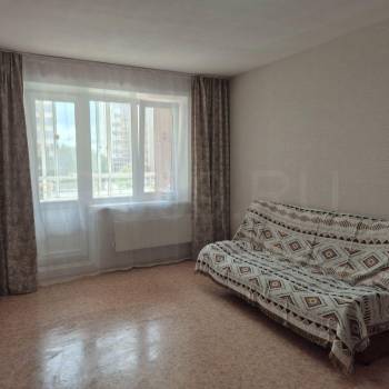 Продается 1-комнатная квартира, 43 м²