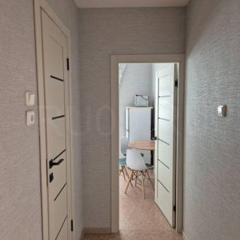 Продается 1-комнатная квартира, 43 м²