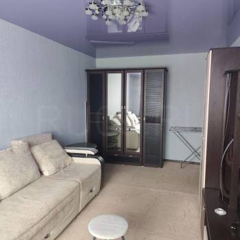 Продается 1-комнатная квартира, 35 м²
