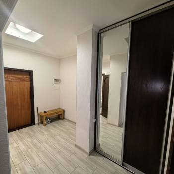 Сдается 1-комнатная квартира, 47 м²