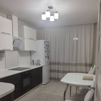 Сдается 2-х комнатная квартира, 62 м²