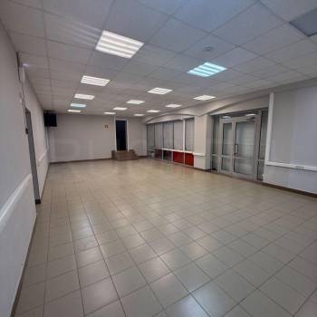 Сдается Нежилое помещение, 110 м²