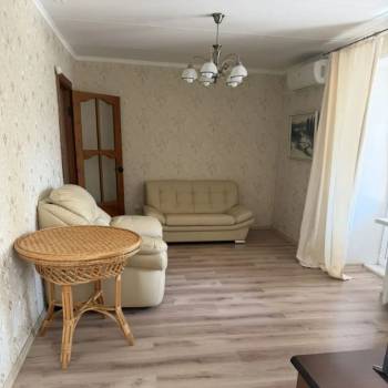Сдается Многокомнатная квартира, 85 м²