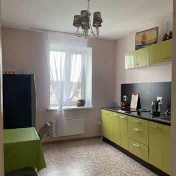 Сдается 1-комнатная квартира, 39 м²