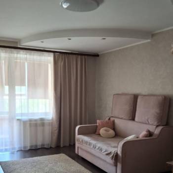 Сдается 2-х комнатная квартира, 80 м²