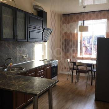Сдается 1-комнатная квартира, 45 м²
