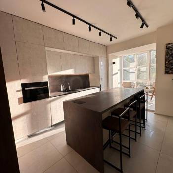 Продается 3-х комнатная квартира, 94 м²