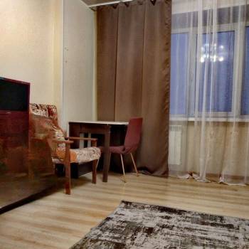 Сдается 1-комнатная квартира, 40 м²