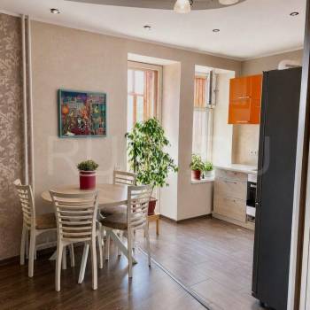 Сдается Многокомнатная квартира, 70 м²