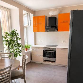 Сдается Многокомнатная квартира, 70 м²