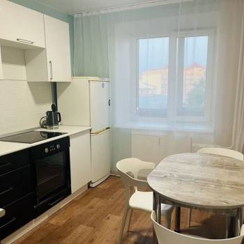 Сдается 2-х комнатная квартира, 56 м²