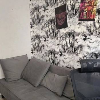 Продается 1-комнатная квартира, 72,8 м²