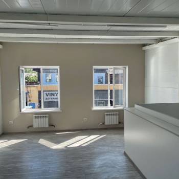 Сдается Нежилое помещение, 72 м²