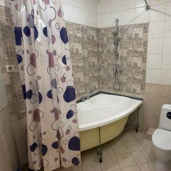Продается 2-х комнатная квартира, 56 м²