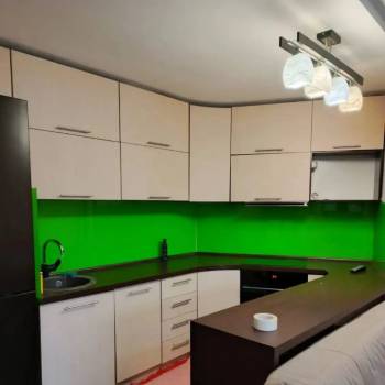 Сдается 1-комнатная квартира, 52 м²