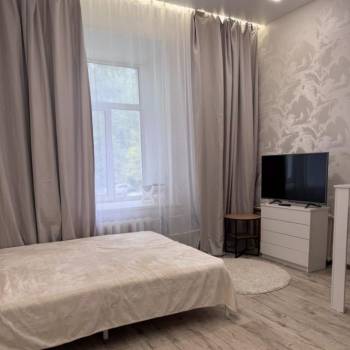 Продается 1-комнатная квартира, 32 м²