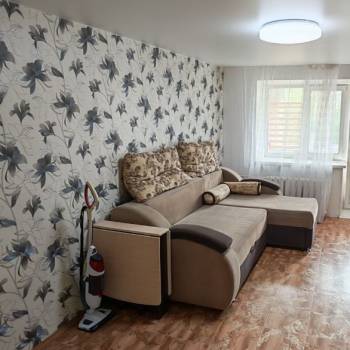 Сдается 2-х комнатная квартира, 42 м²