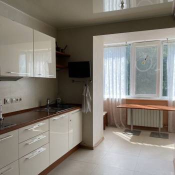 Продается Многокомнатная квартира, 211,9 м²