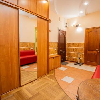 Сдается Многокомнатная квартира, 109,6 м²
