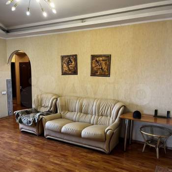 Сдается Многокомнатная квартира, 80 м²