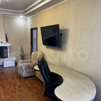 Сдается Многокомнатная квартира, 80 м²