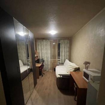 Продается 1-комнатная квартира, 12 м²