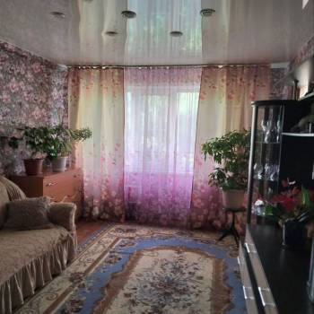 Продается Многокомнатная квартира, 58 м²