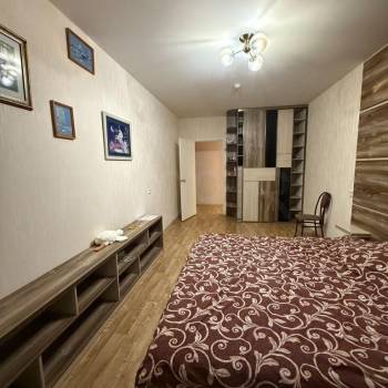 Продается Многокомнатная квартира, 87 м²