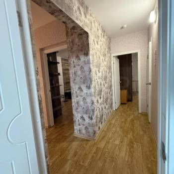 Продается Многокомнатная квартира, 87 м²