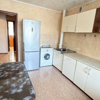 Сдается Многокомнатная квартира, 58,8 м²