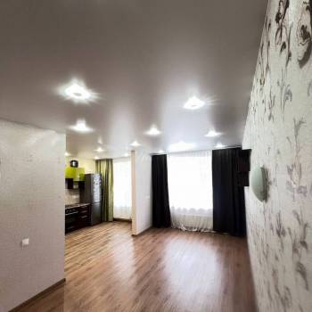 Продается 1-комнатная квартира, 44 м²