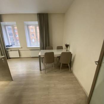 Продается 3-х комнатная квартира, 126 м²