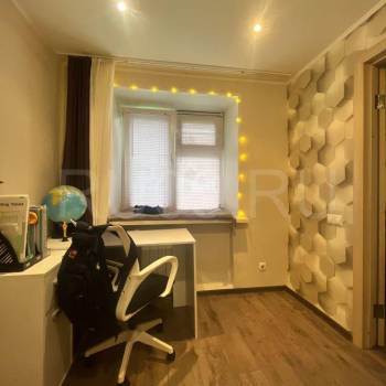 Продается 1-комнатная квартира, 43 м²