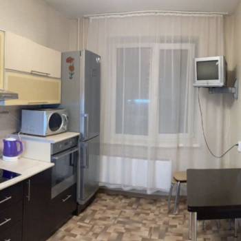 Сдается 2-х комнатная квартира, 64 м²