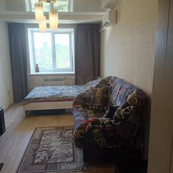 Продается 1-комнатная квартира, 36 м²