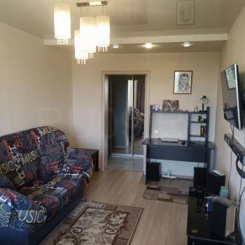 Продается 1-комнатная квартира, 36 м²