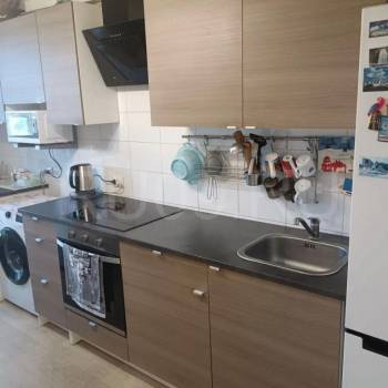 Продается 1-комнатная квартира, 36 м²