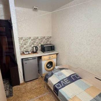 Продается 1-комнатная квартира, 12 м²