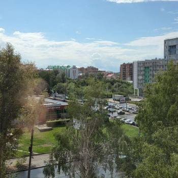 Продается 1-комнатная квартира, 45 м²