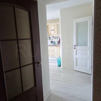 Продается 1-комнатная квартира, 45 м²