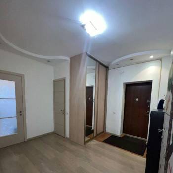 Сдается Многокомнатная квартира, 98,1 м²