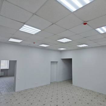 Сдается Нежилое помещение, 131,5 м²