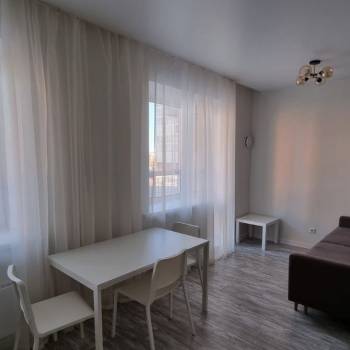 Сдается 1-комнатная квартира, 42,3 м²