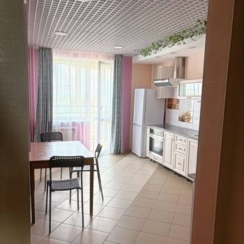 Сдается 1-комнатная квартира, 50,4 м²